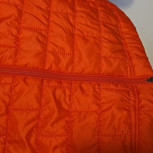 Patagonia Vibrant Orange Quilted Jacket - Picture 5 of 12